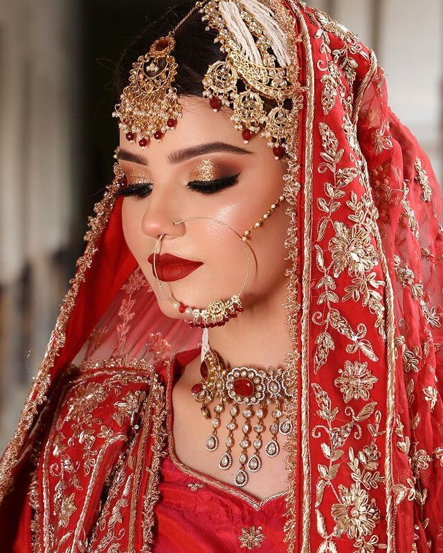 PREMIUM BRIDAL MAKEUP